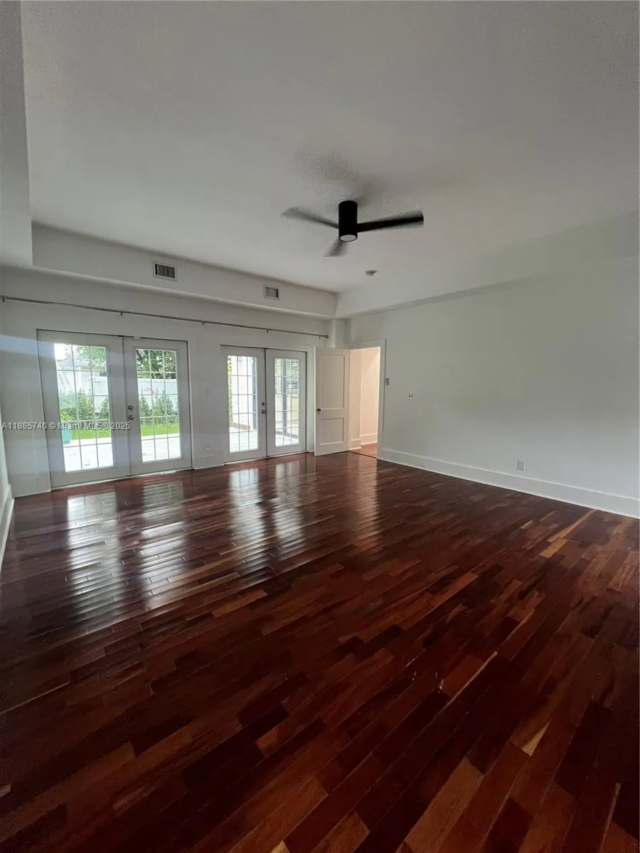 130 SW 1st Ave, #130