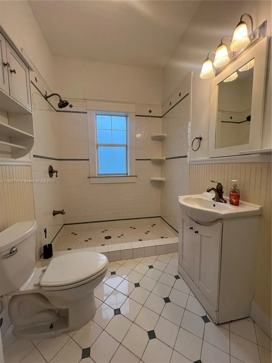 130 SW 1st Ave, #130