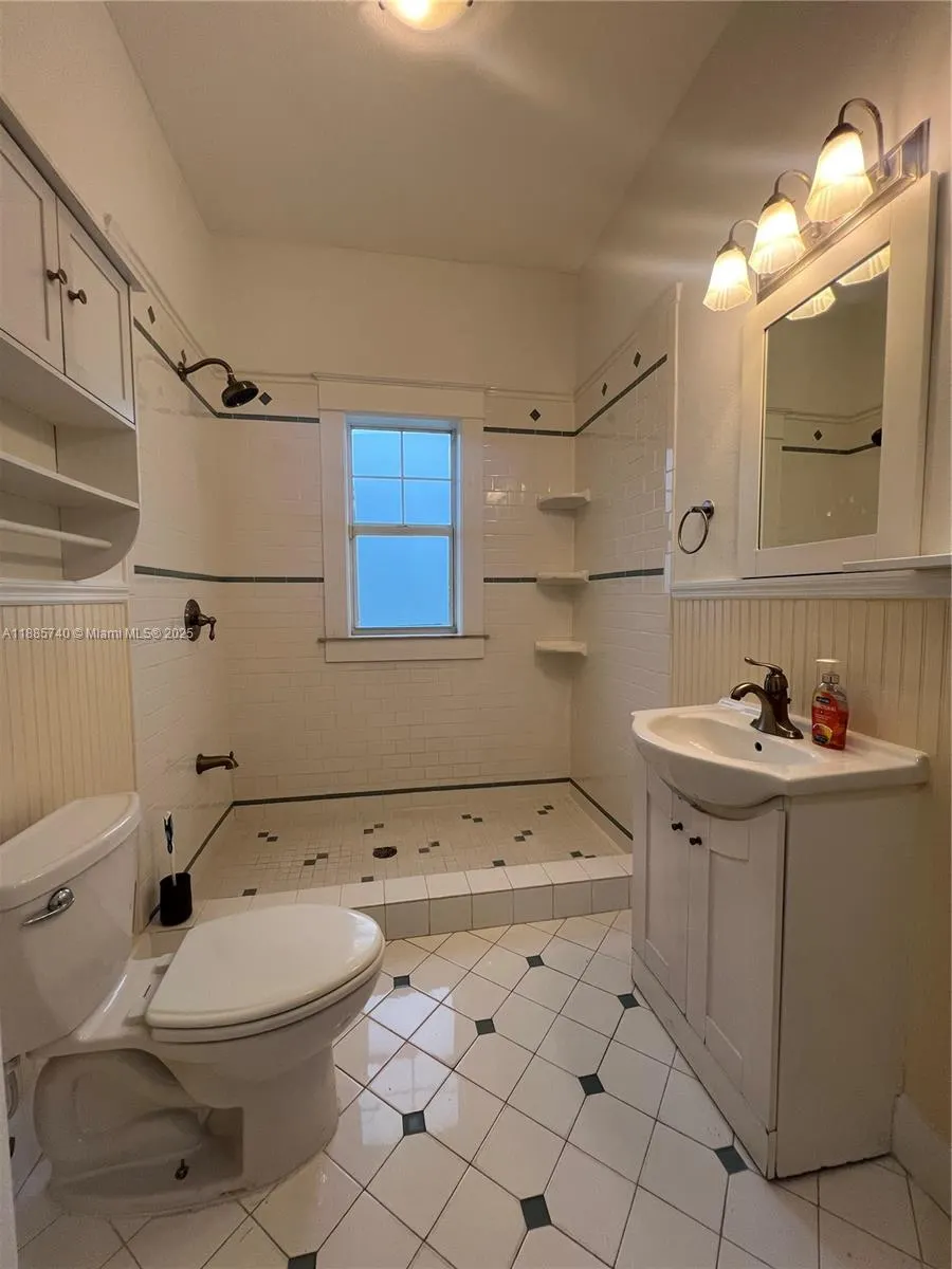 130 SW 1st Ave, #130