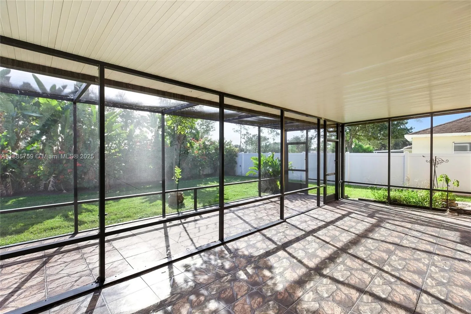 2510 Brownwood Dr