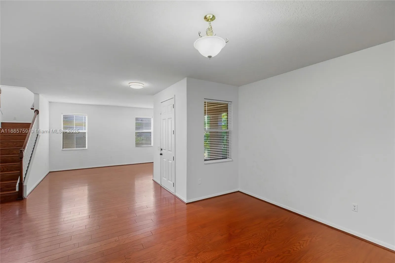 2510 Brownwood Dr
