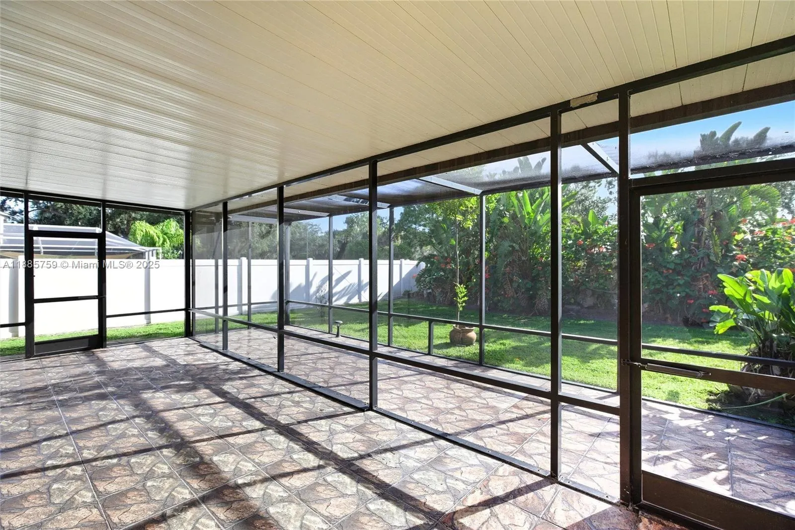 2510 Brownwood Dr
