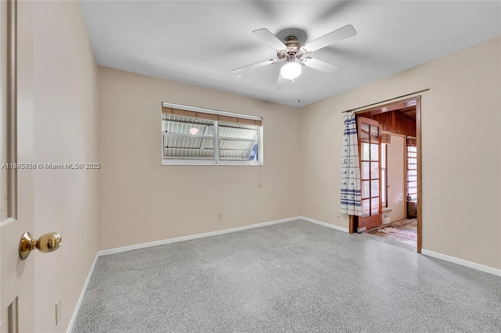 740 NE 50th Ct
