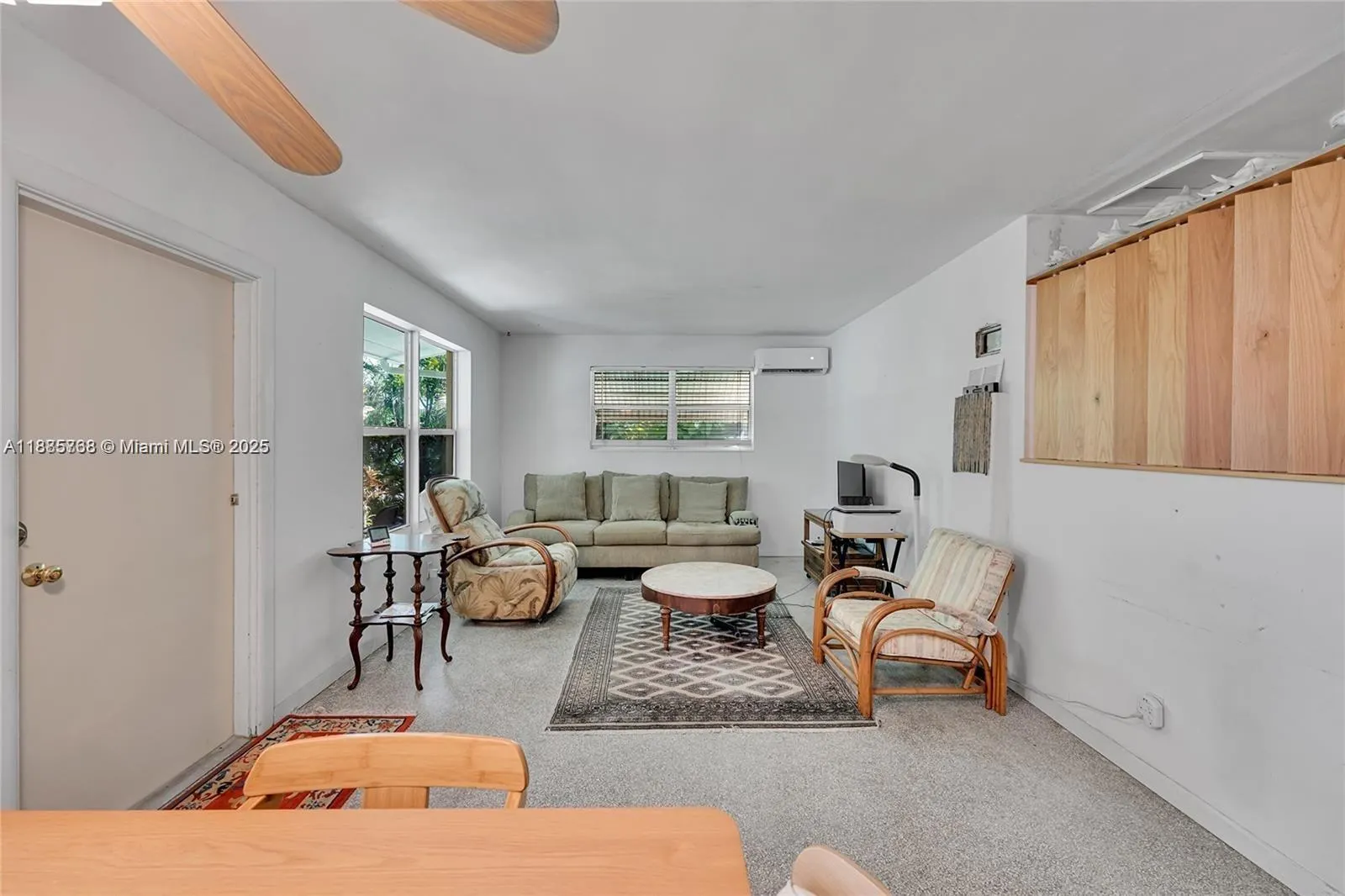 740 NE 50th Ct