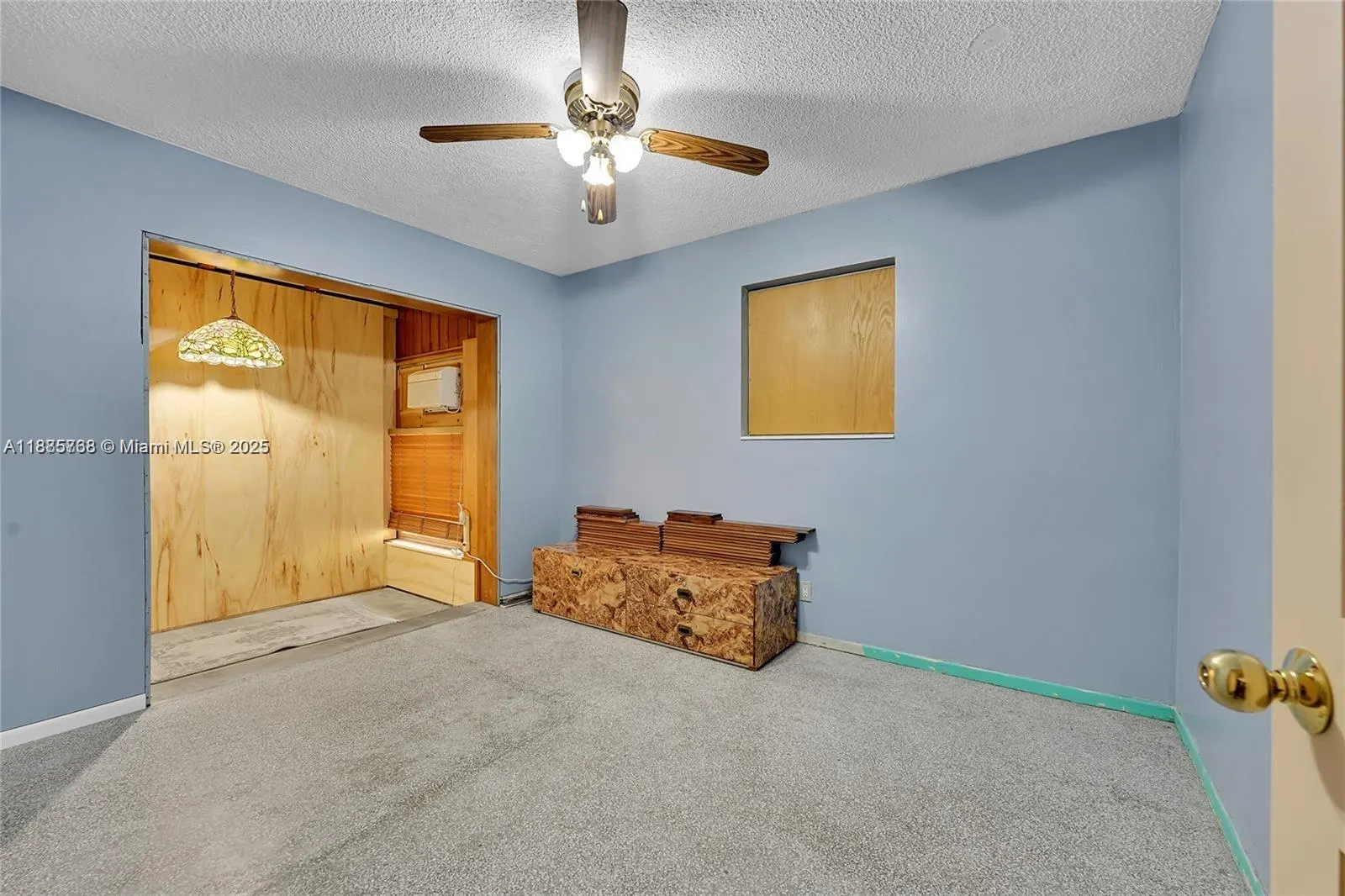 740 NE 50th Ct