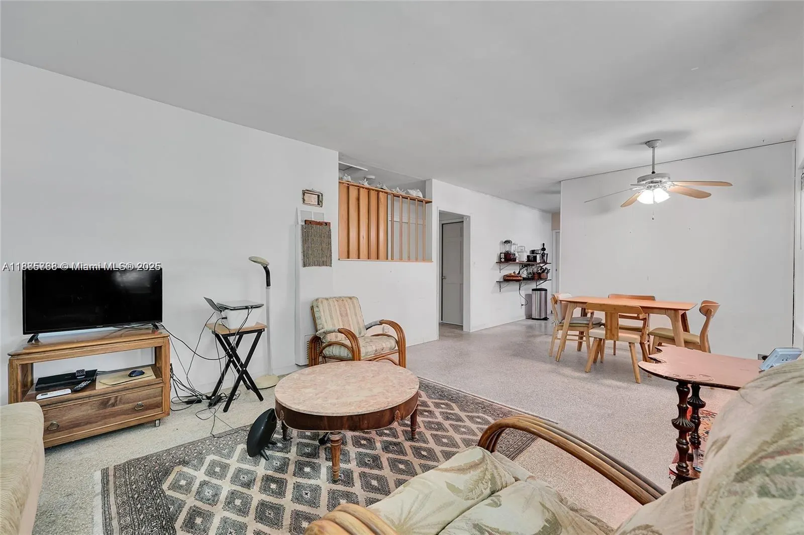 740 NE 50th Ct