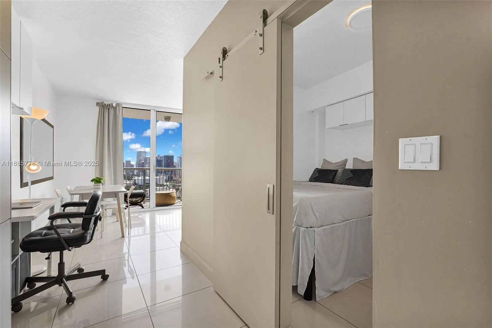 1750 N Bayshore Dr, #3708