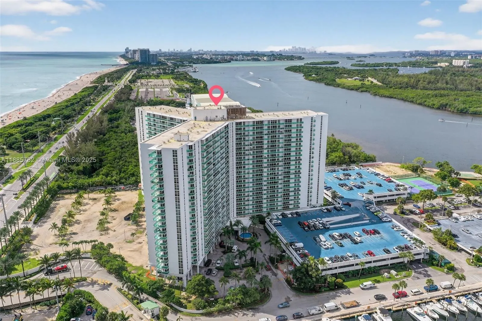100 Bayview Dr, #1512
