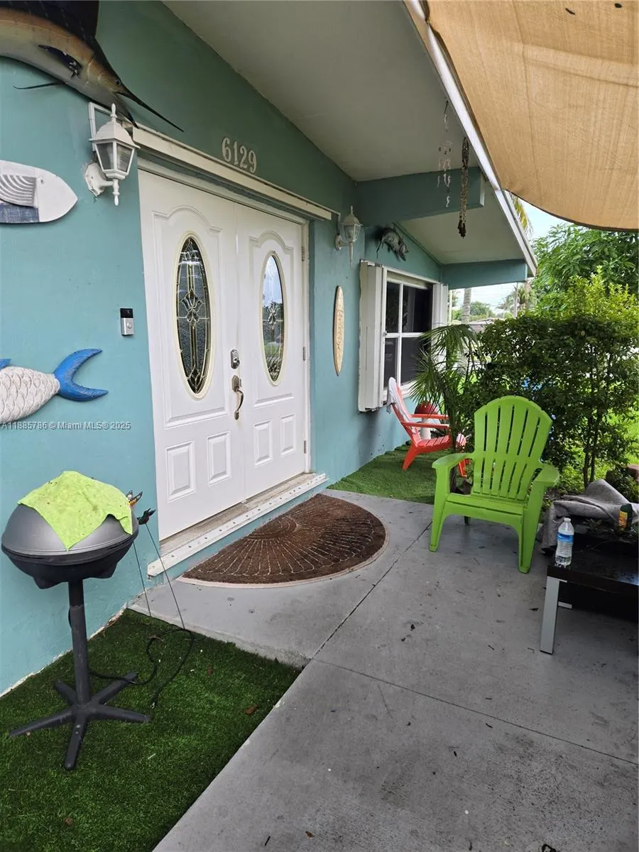 6129 Royal Palm Blvd