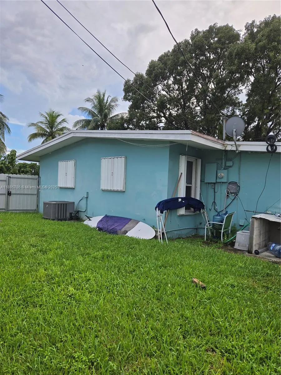 6129 Royal Palm Blvd