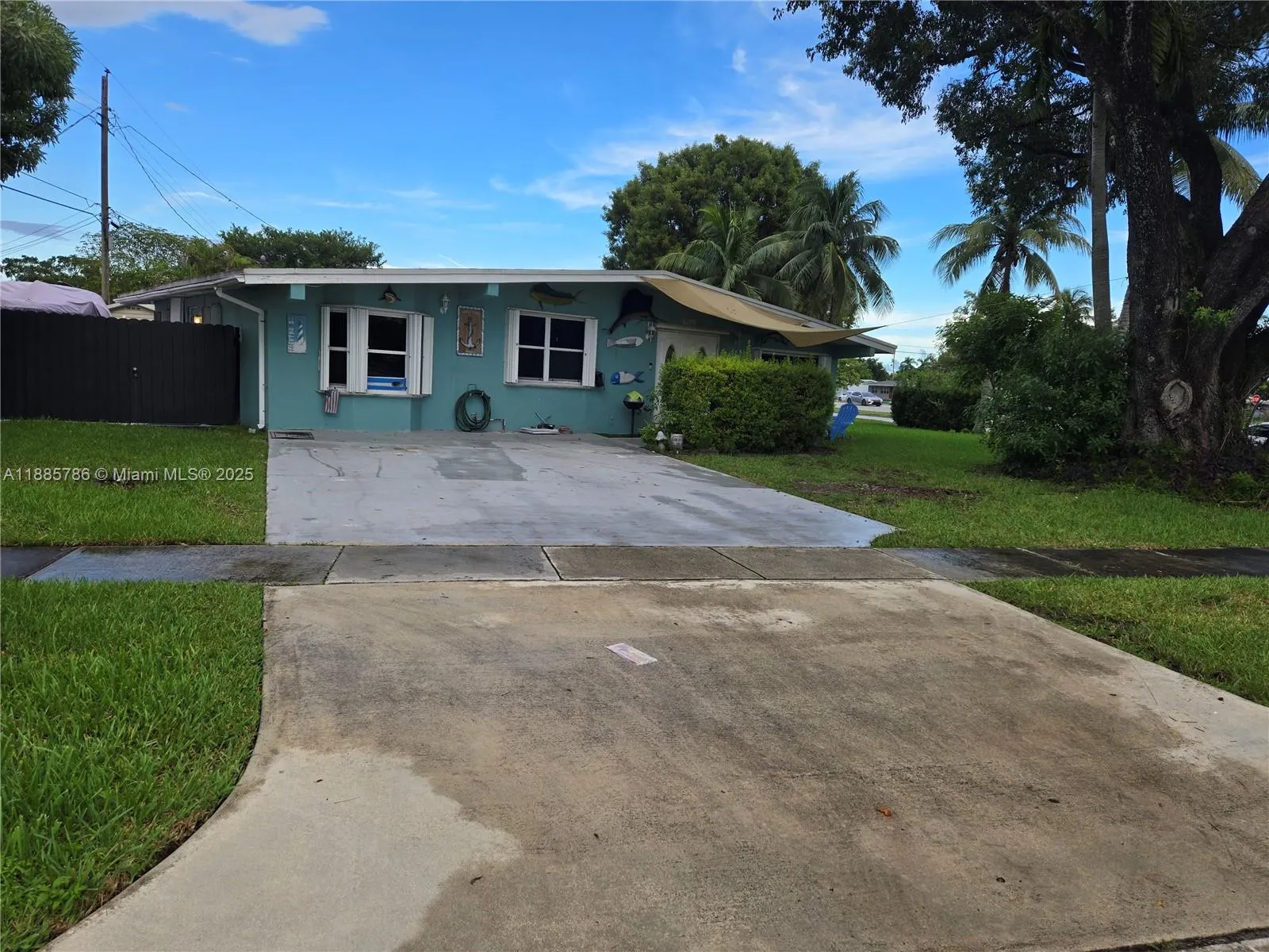 6129 Royal Palm Blvd