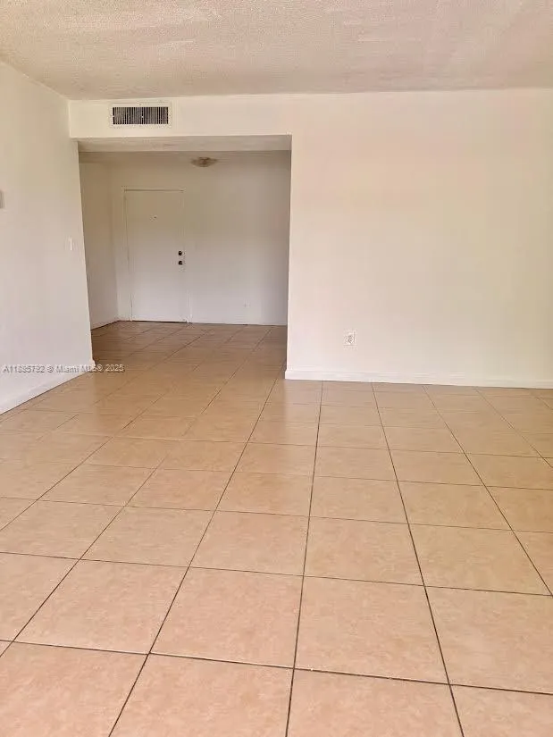 4848 NW 24th Ct, #203