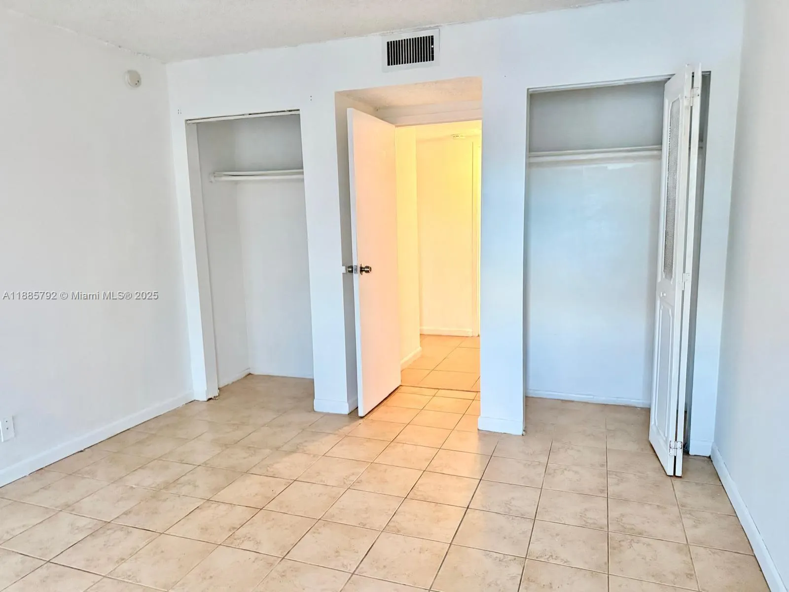 4848 NW 24th Ct, #203