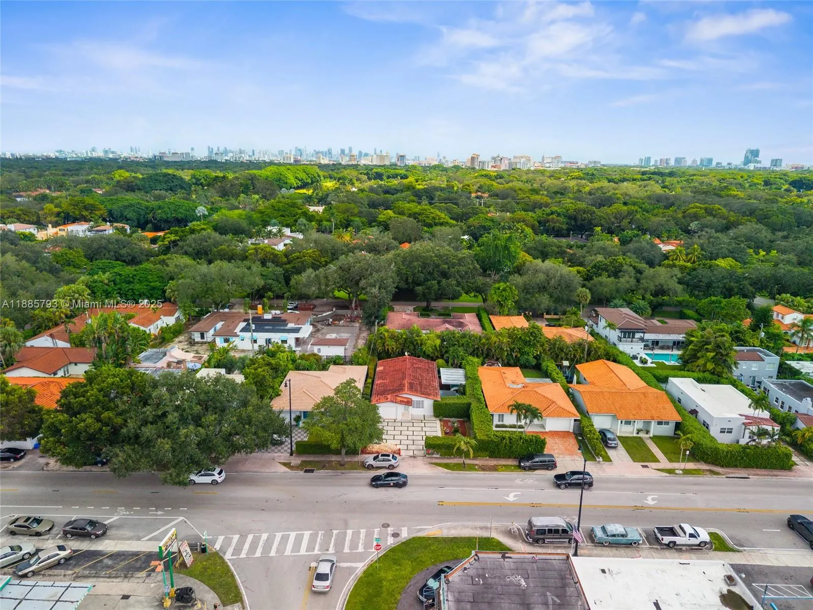 2121 Red Rd