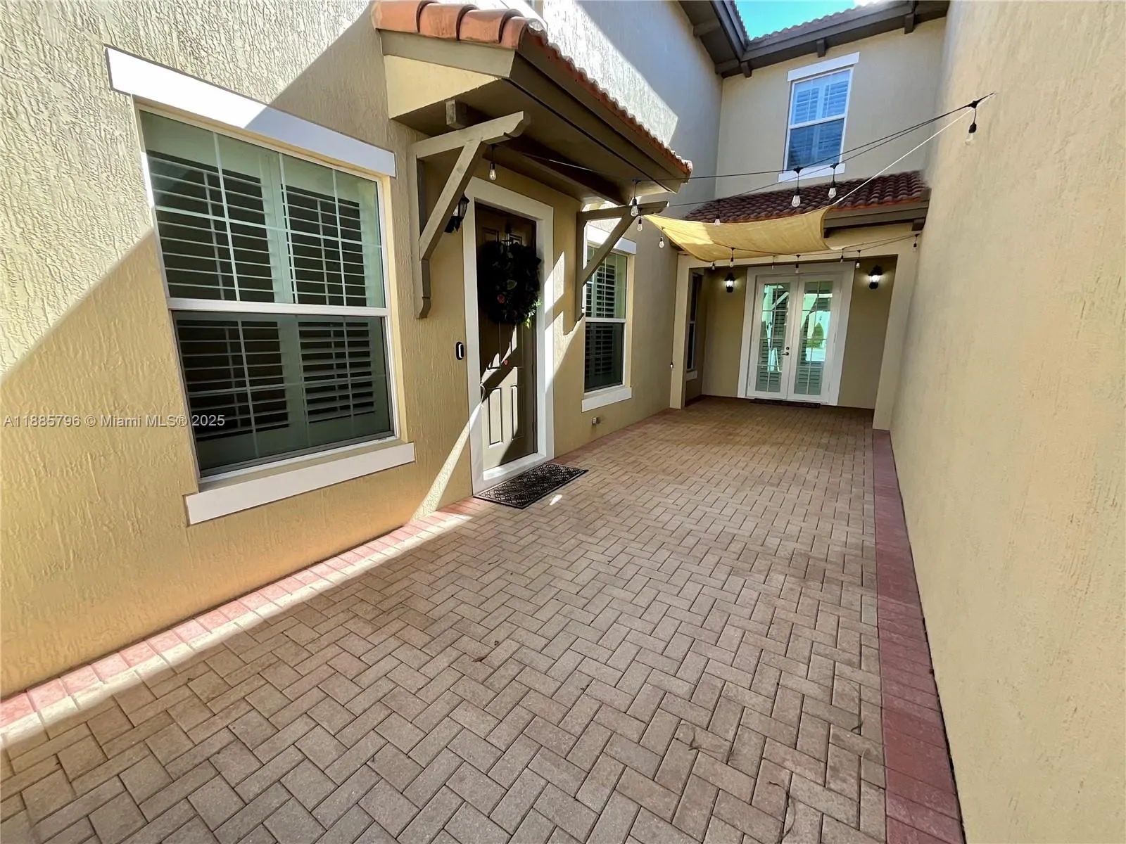 14620 SW 15th St