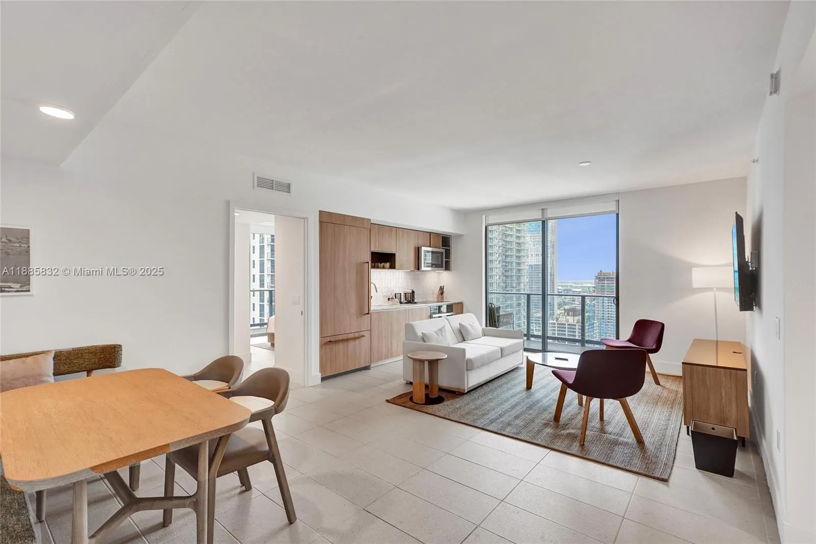 159 NE 6th St, #3302