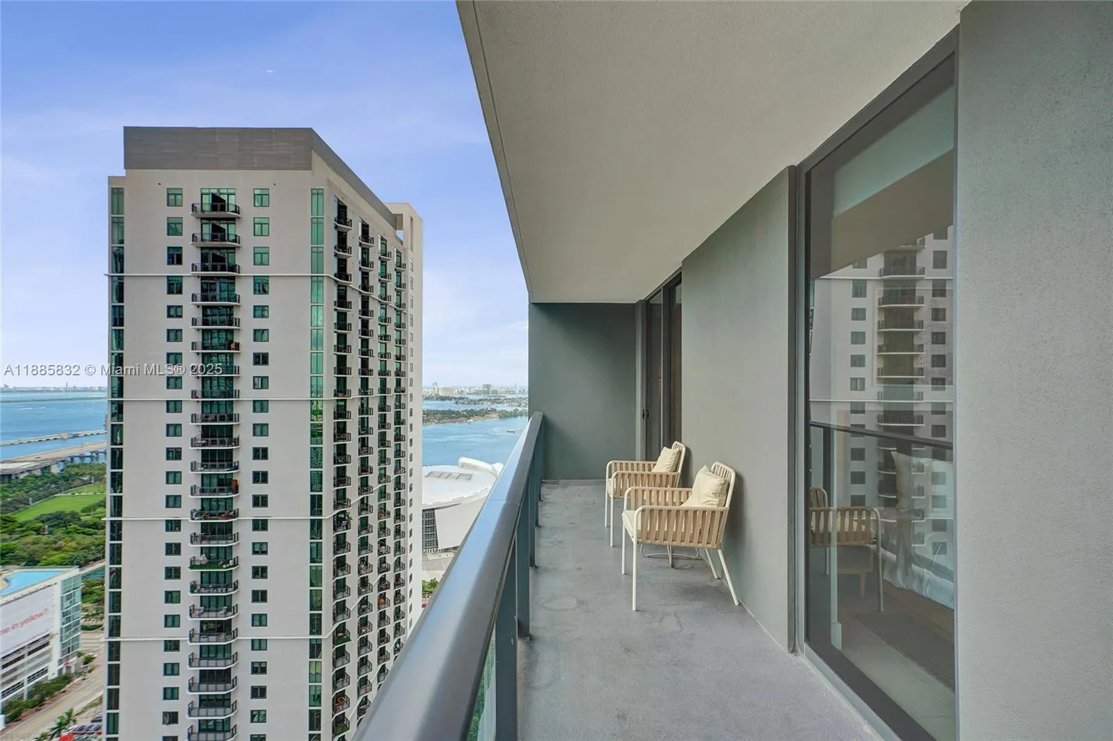 159 NE 6th St, #3302
