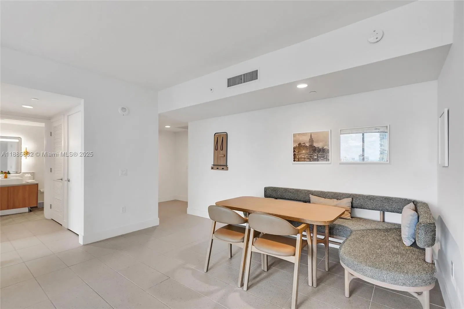 159 NE 6th St, #3302