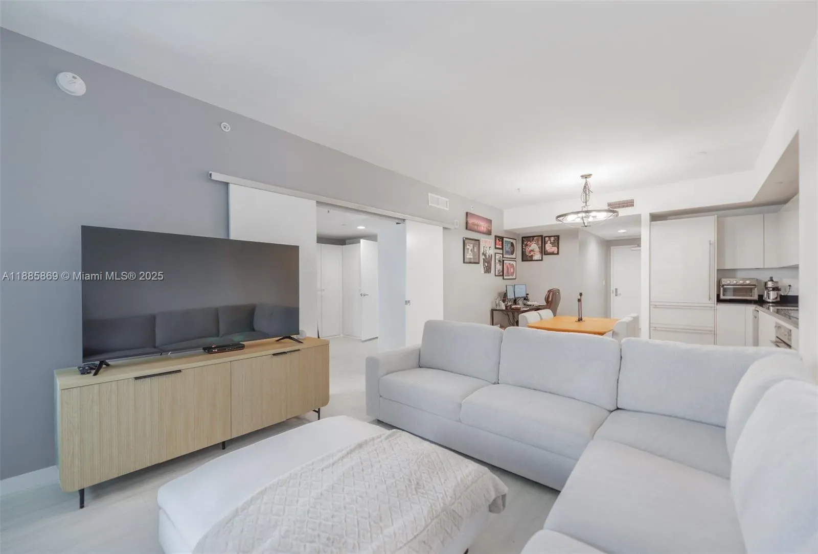 1010 Brickell Ave, #3608