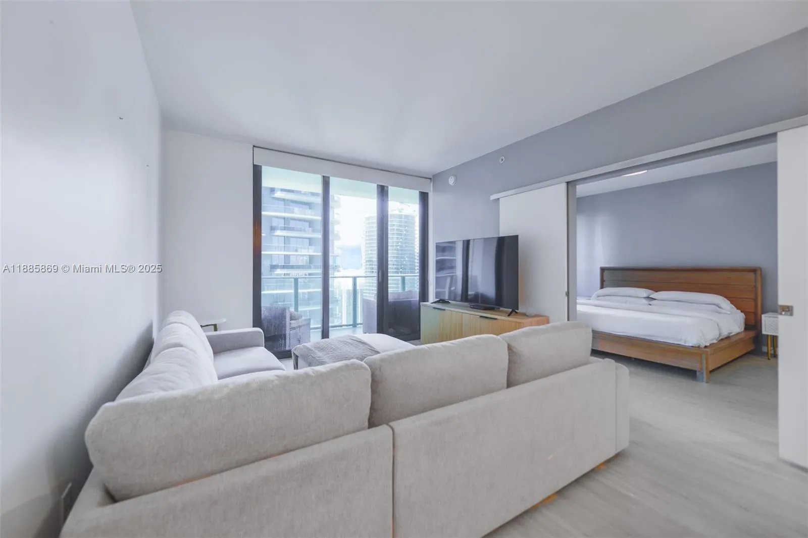 1010 Brickell Ave, #3608