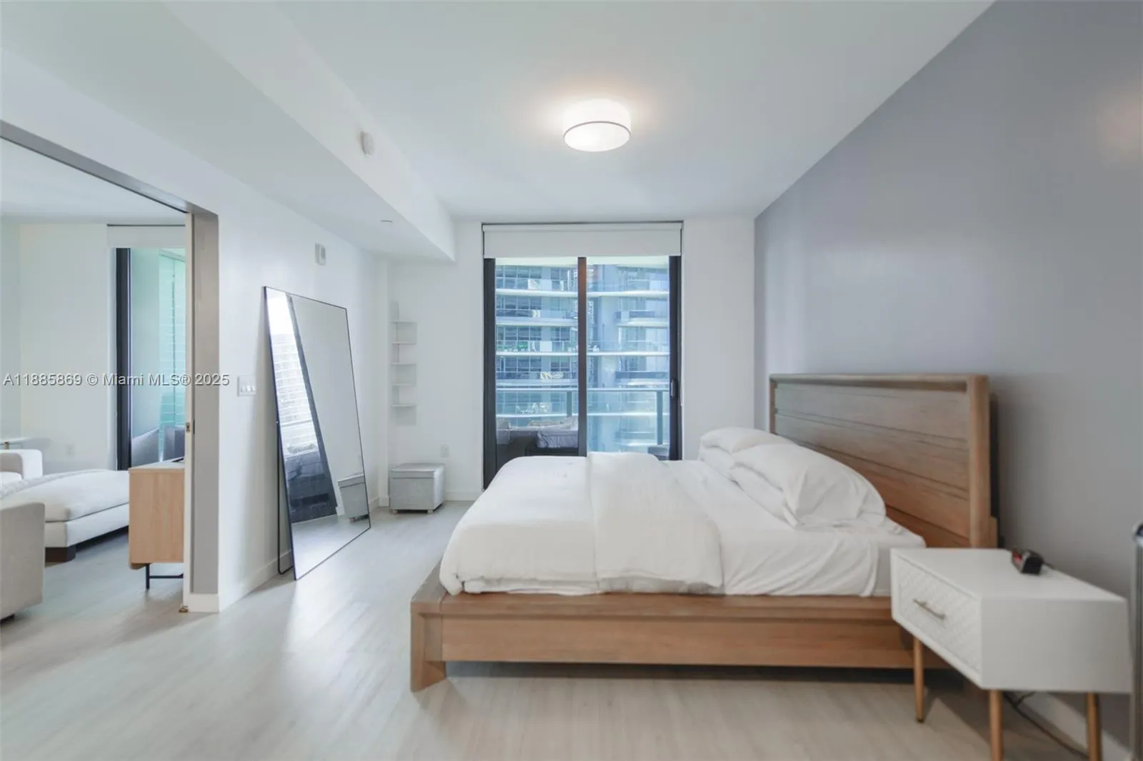 1010 Brickell Ave, #3608