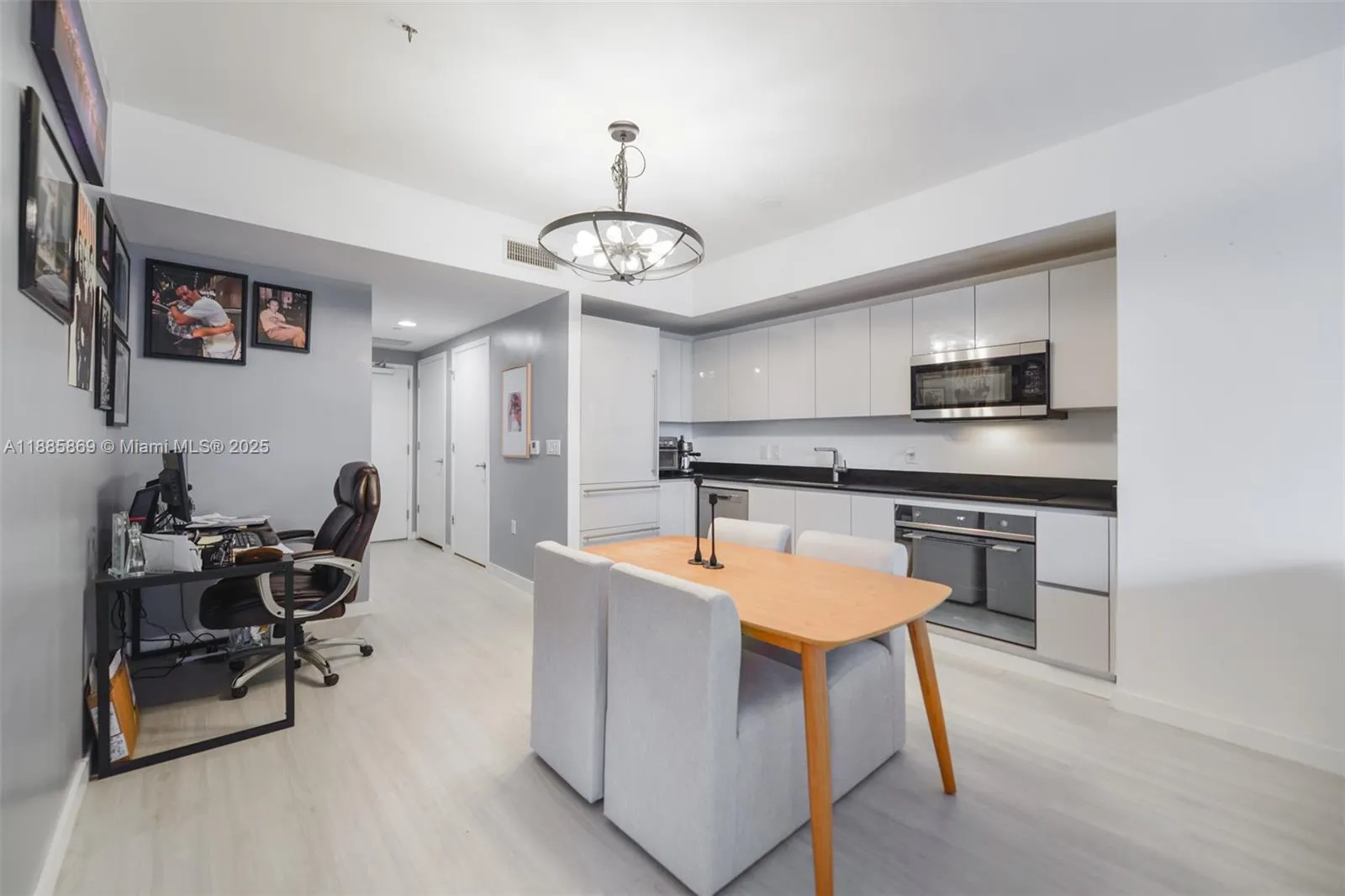 1010 Brickell Ave, #3608