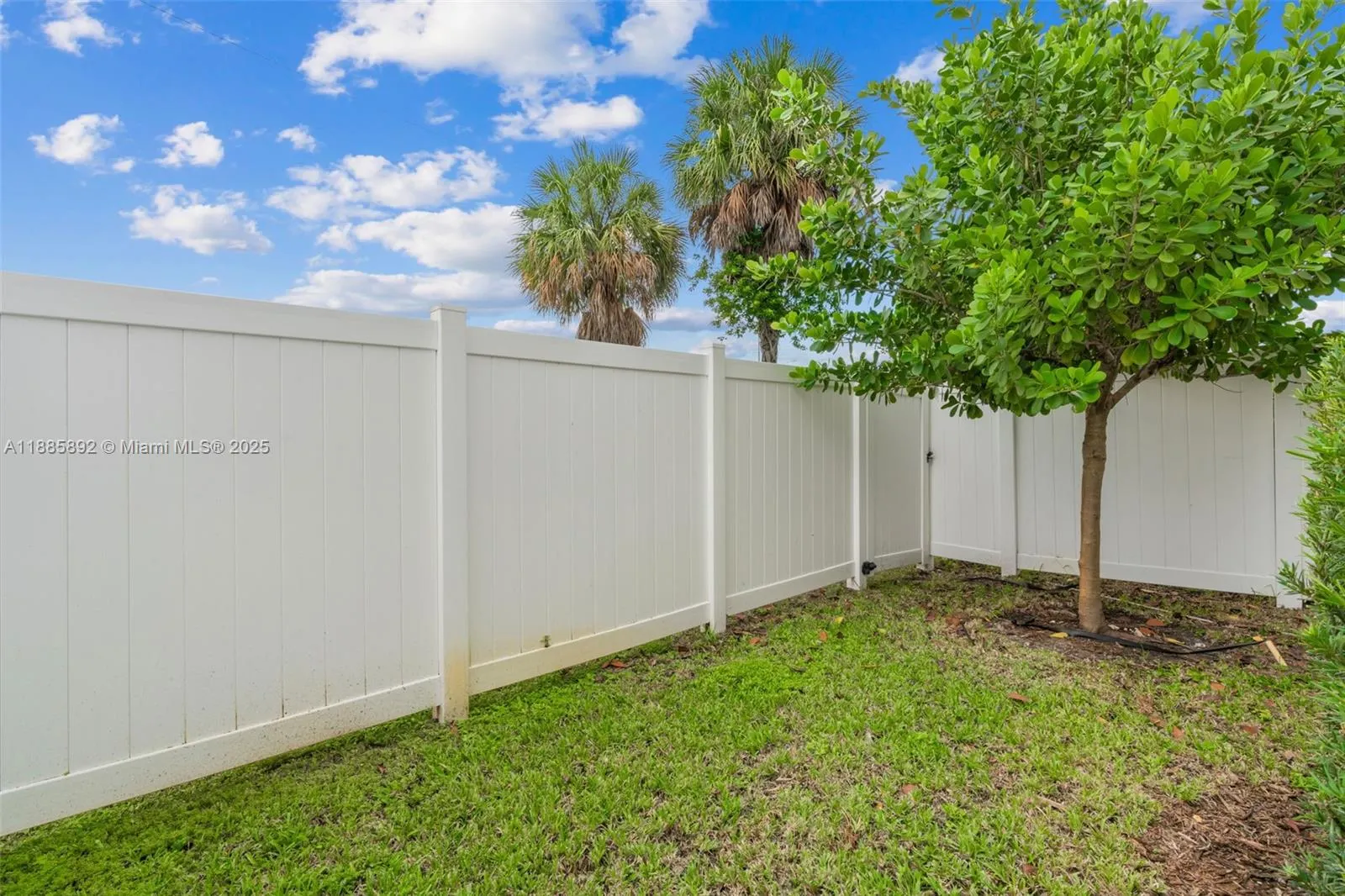 110 SW 171st Way
