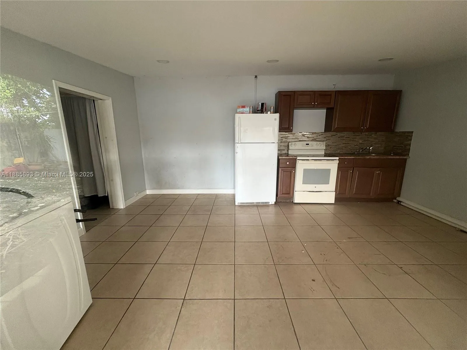 165 NW 192nd St