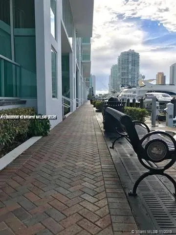 400 Sunny Isles Blvd, #103