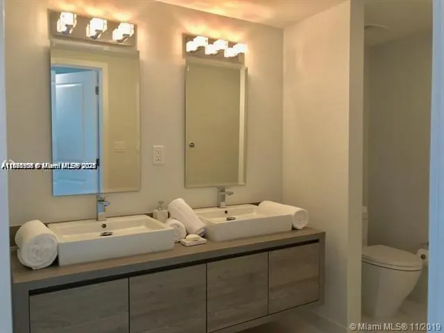 400 Sunny Isles Blvd, #103