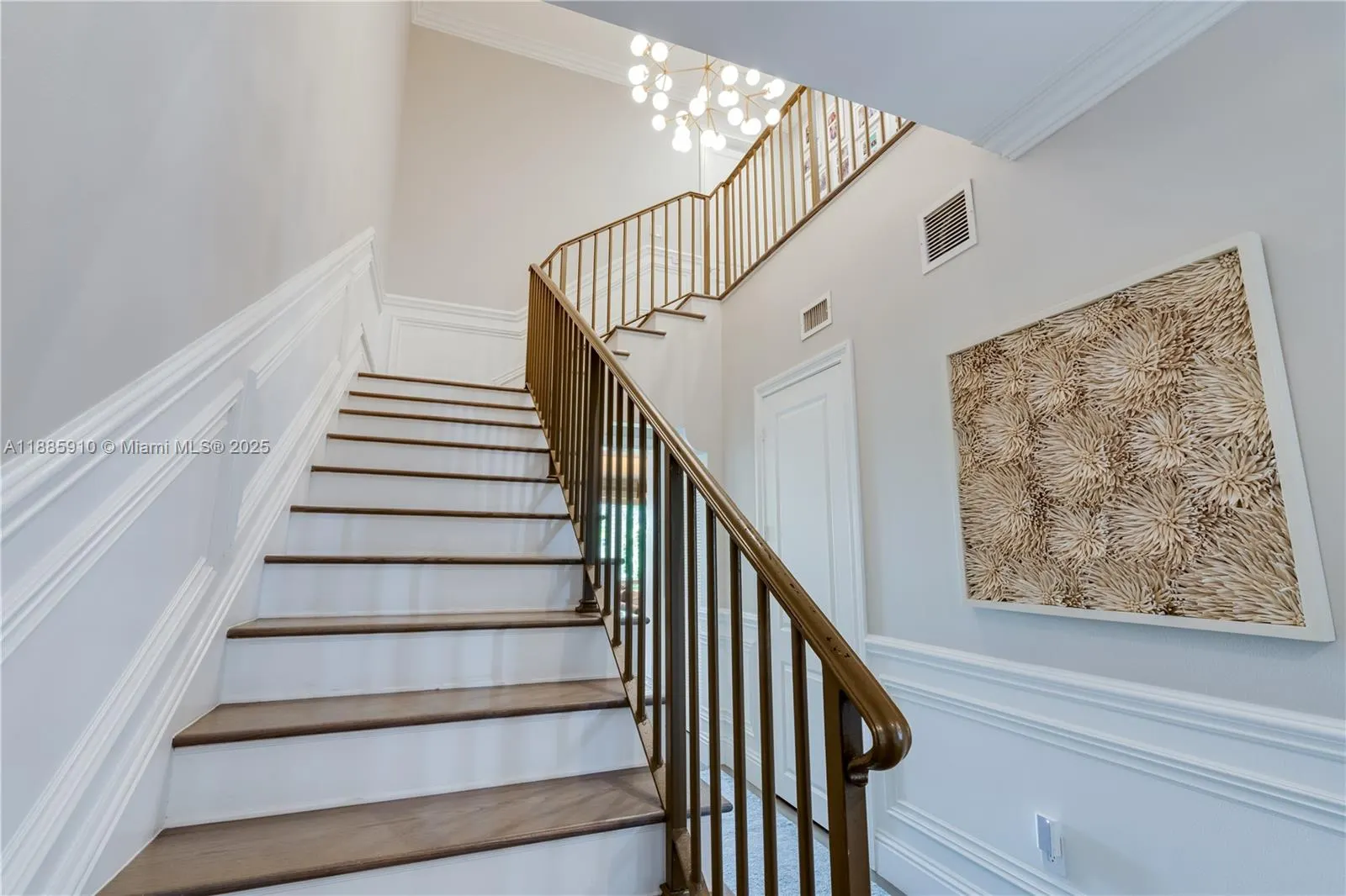 1133 Campo Sano Ave, #2