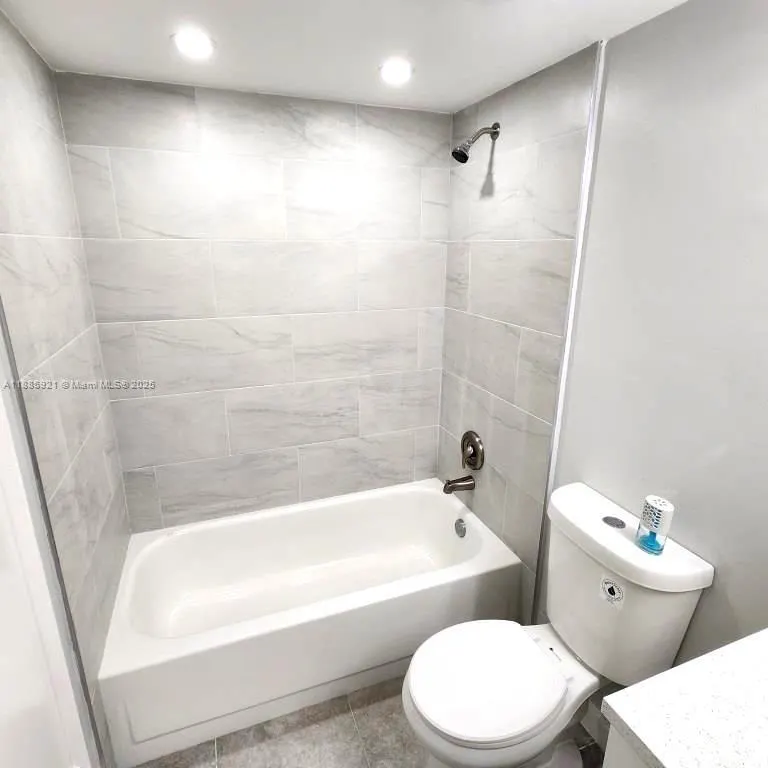 1335 NW 94th Way, #1335