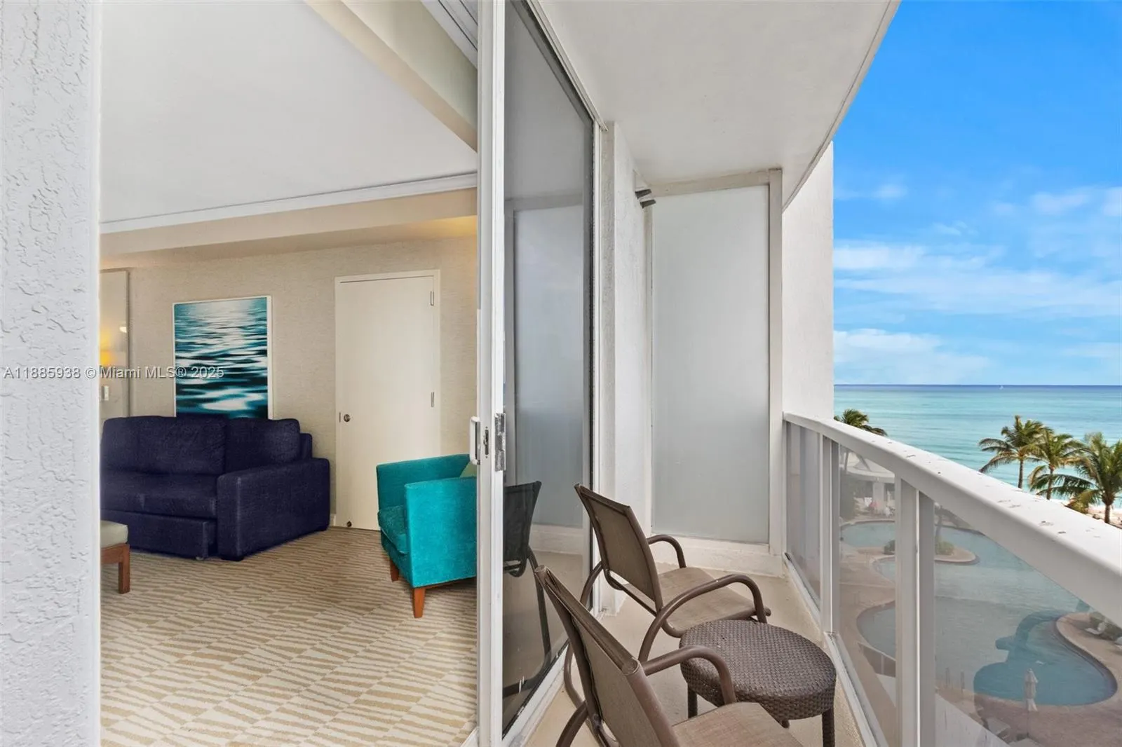 18001 Collins Ave, #511