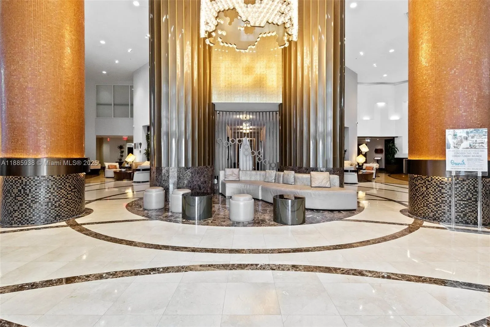 18001 Collins Ave, #511