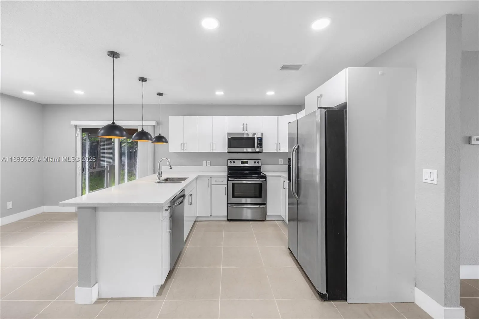 8250 NW 46th St