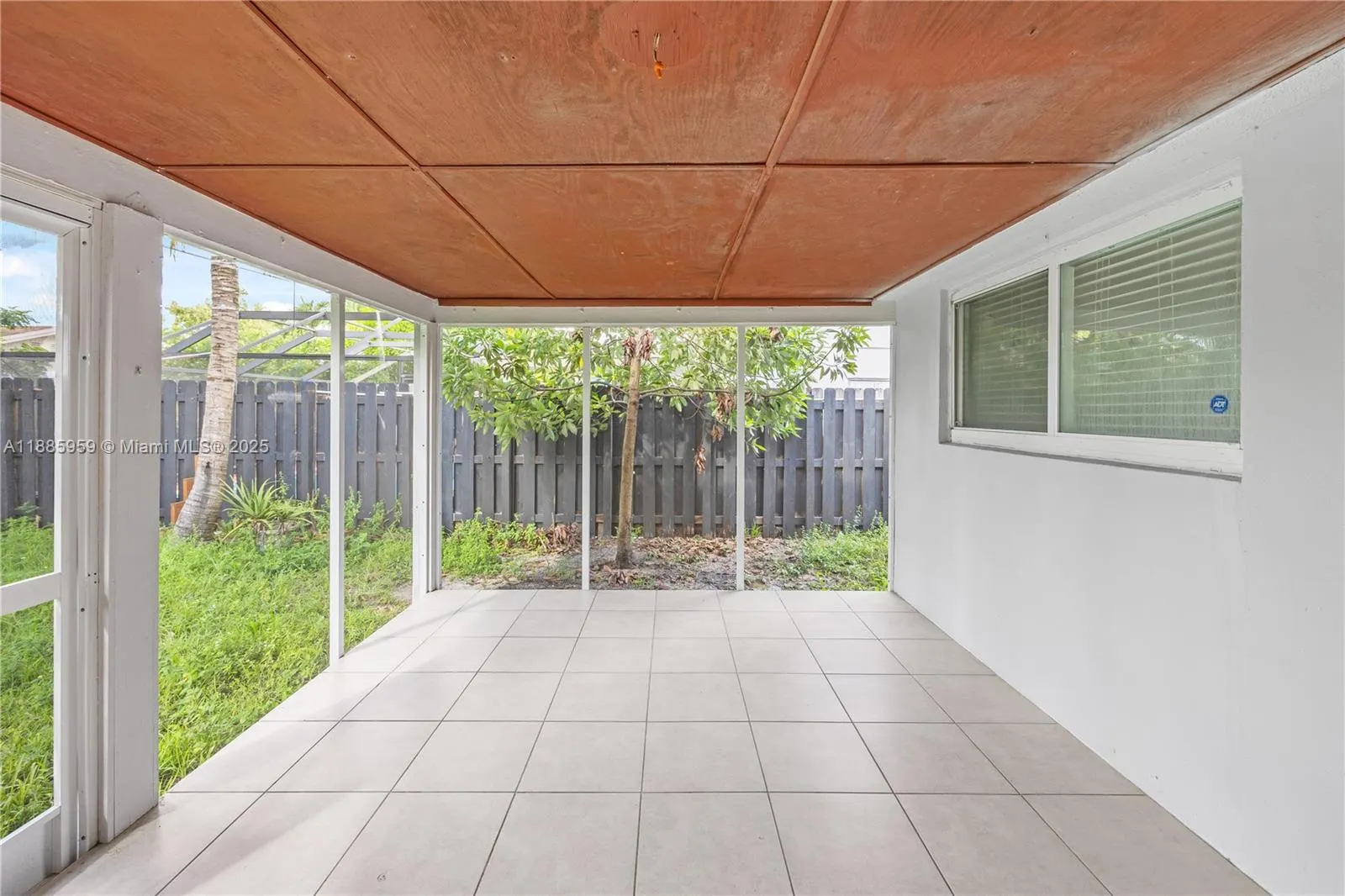 8250 NW 46th St