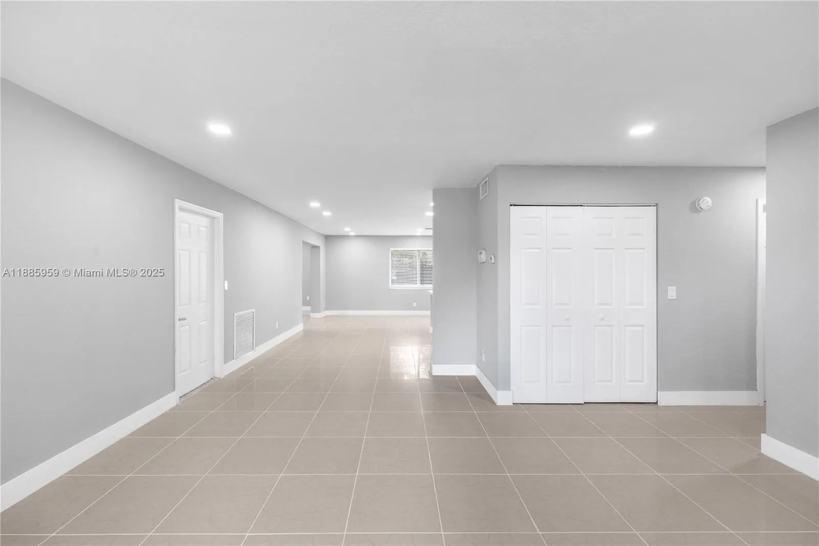 8250 NW 46th St