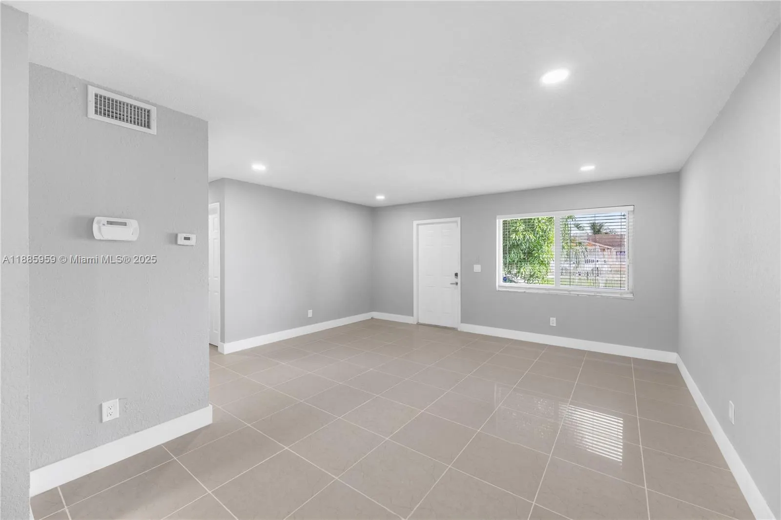 8250 NW 46th St