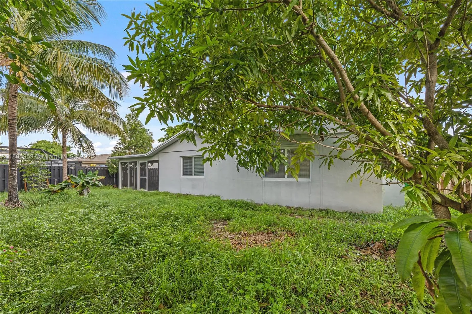 8250 NW 46th St