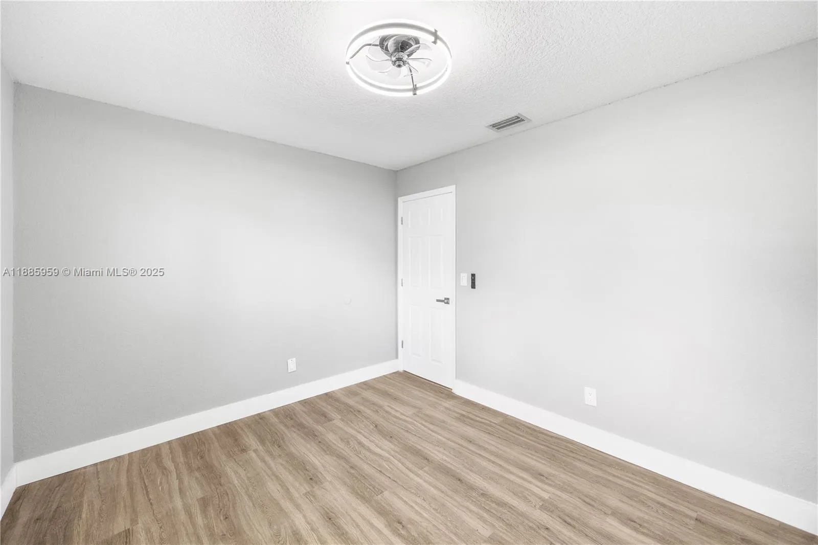 8250 NW 46th St