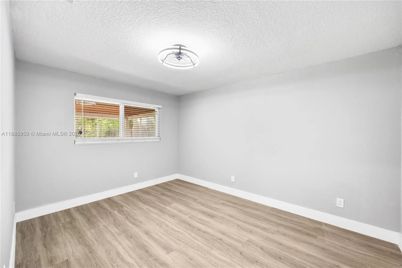 8250 NW 46th St