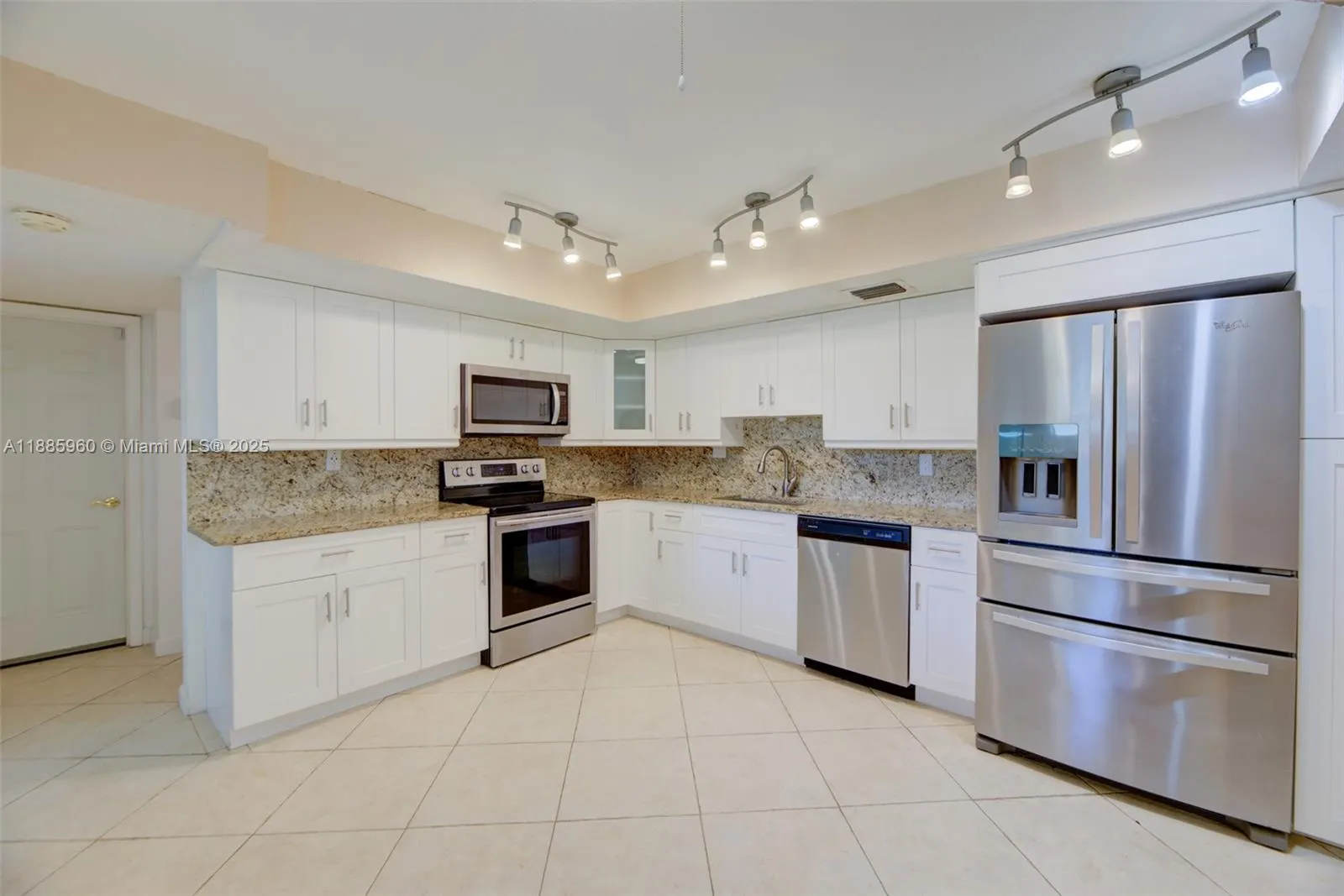 8662 Bridle Path Ct, #115A