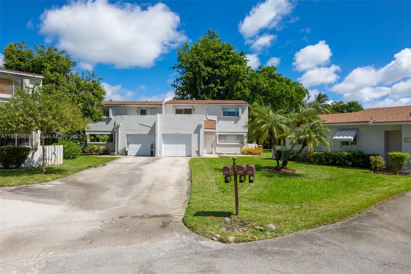 8662 Bridle Path Ct, #115A