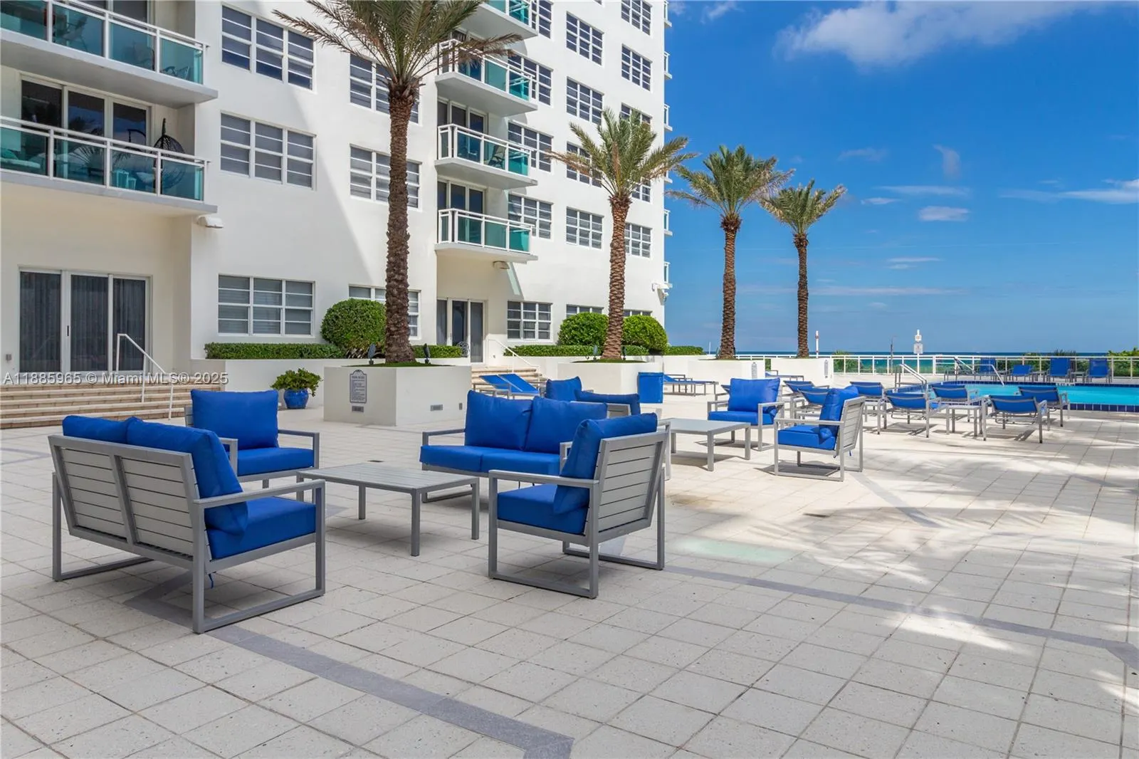 6917 Collins Ave, #1505