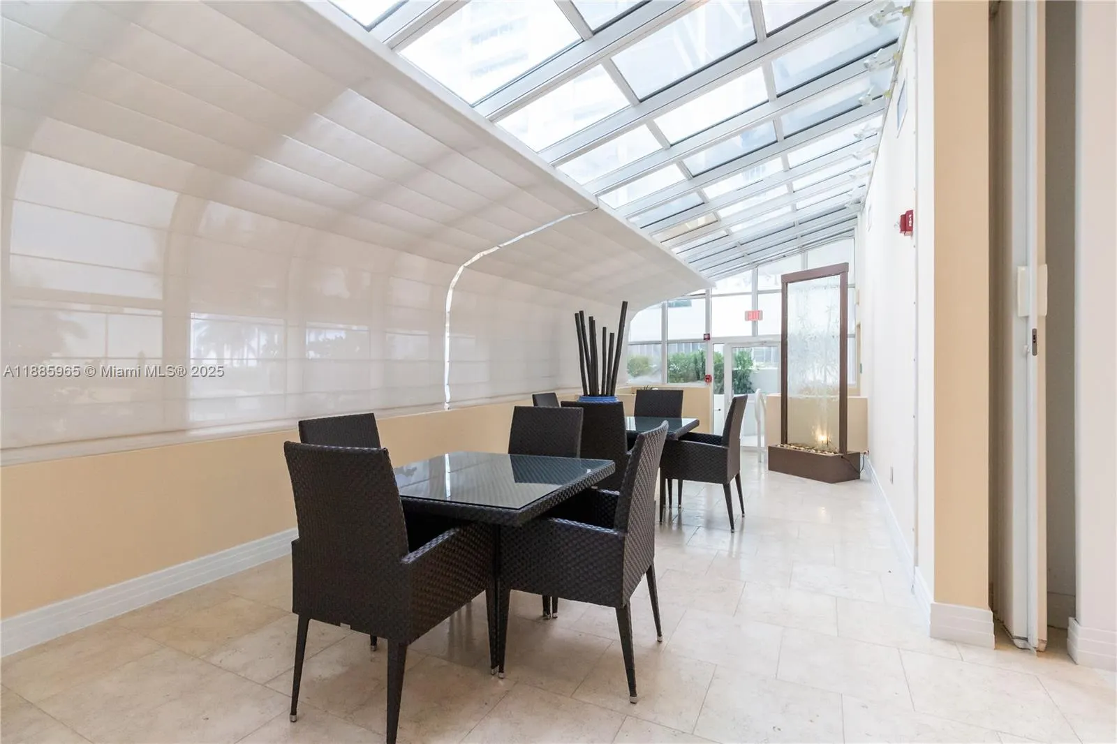 6917 Collins Ave, #1505