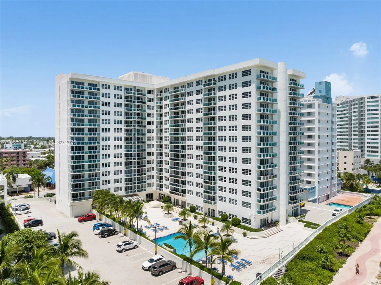 6917 Collins Ave, #1505