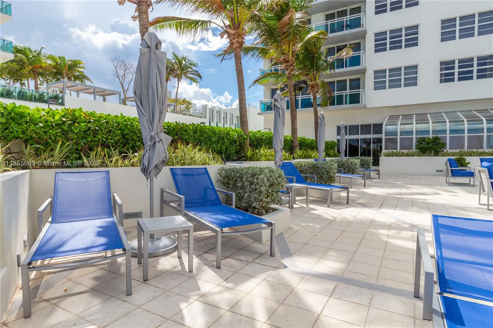 6917 Collins Ave, #1505