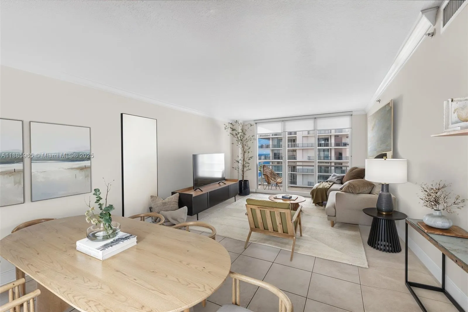 6917 Collins Ave, #1505