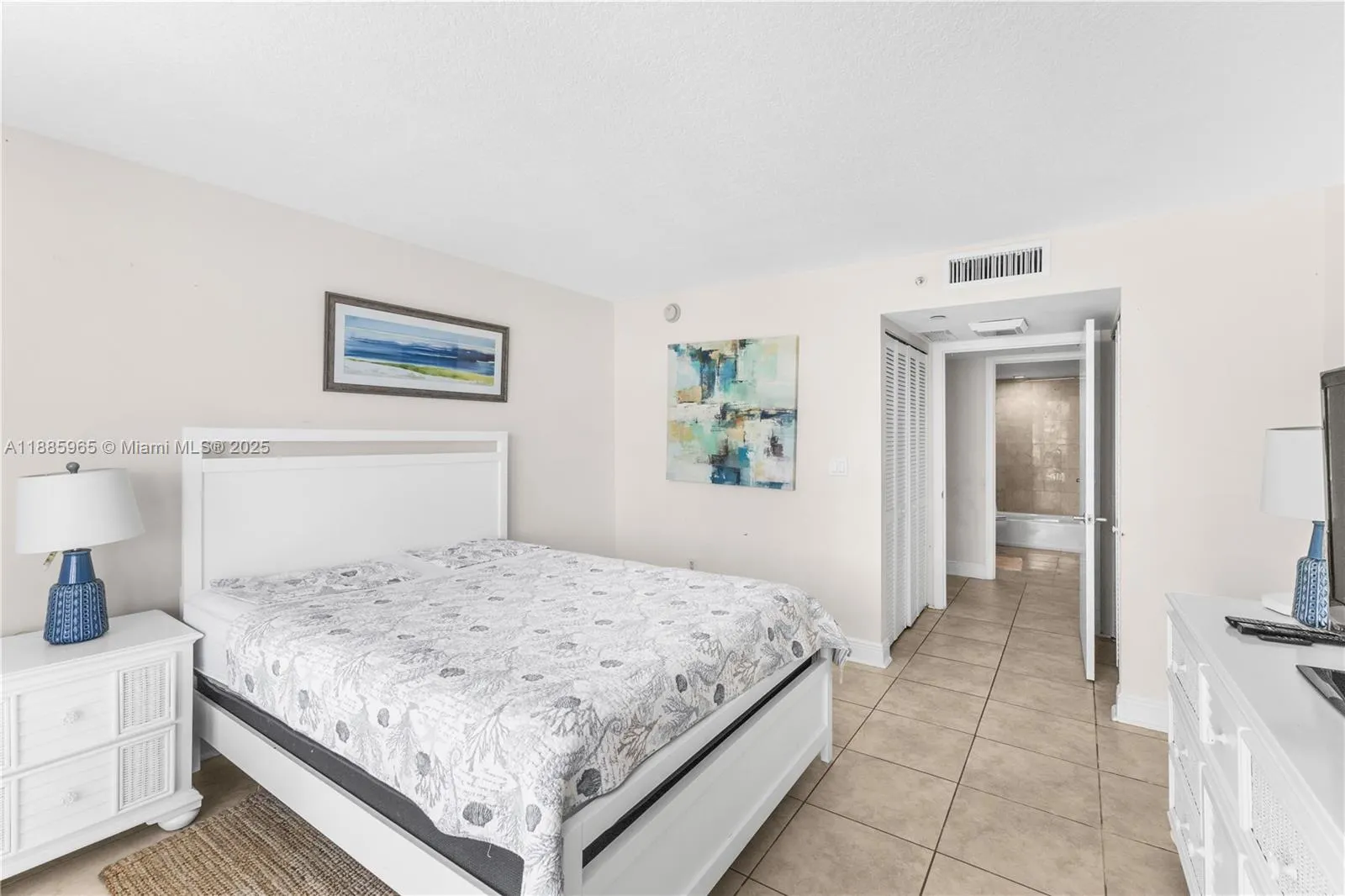 6917 Collins Ave, #1505
