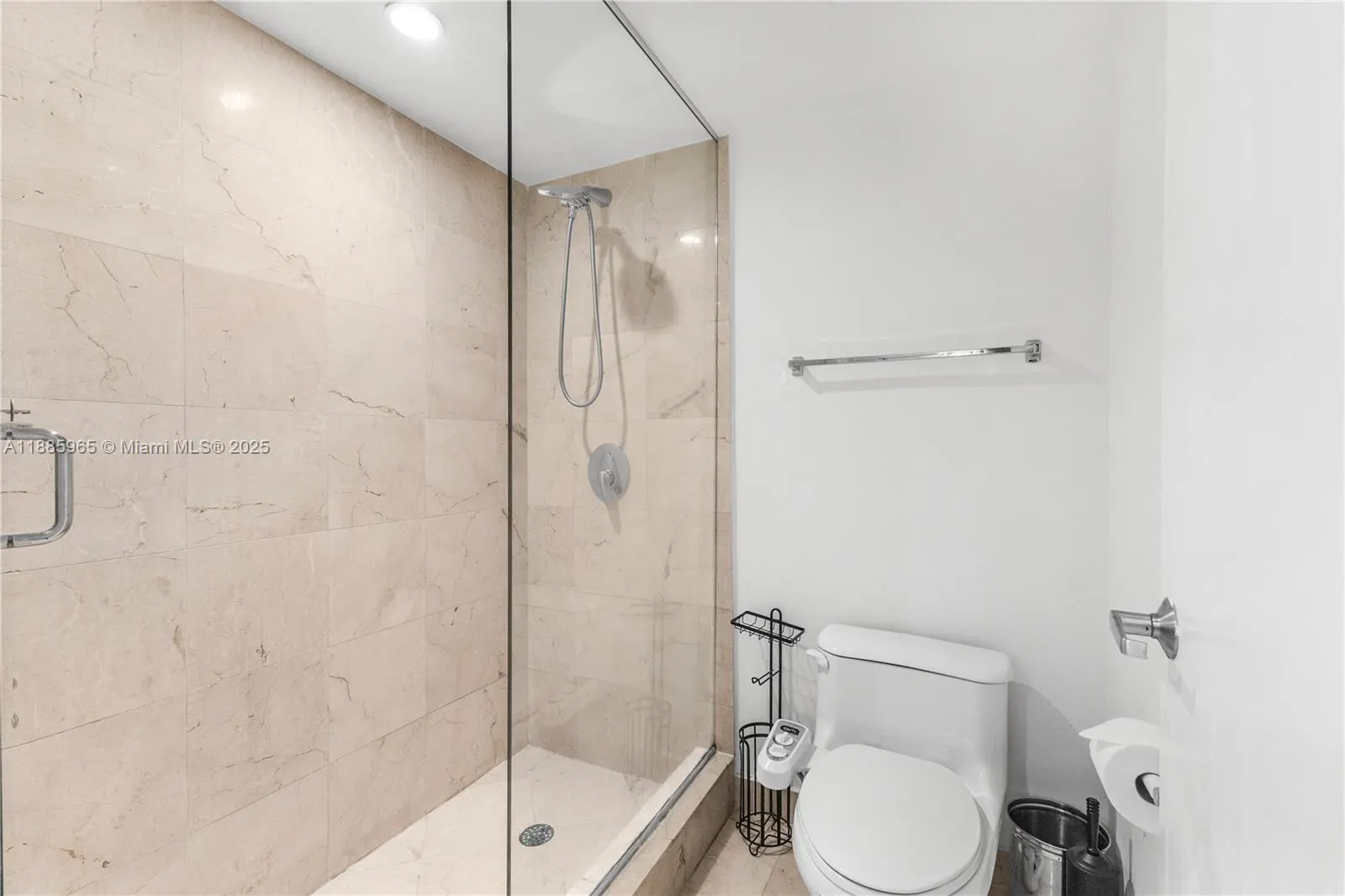 6917 Collins Ave, #1505